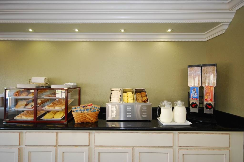 OYO Hotel Baton Rouge East I-12 Interior foto