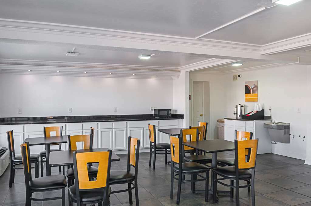 OYO Hotel Baton Rouge East I-12 Interior foto